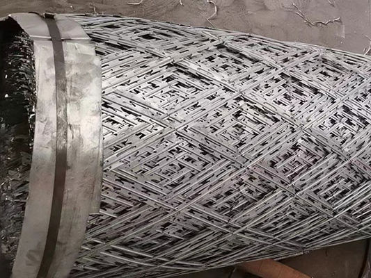 DIN1.4301 συγκολλημένο σύρμα AISI304 Razor Mesh φράχτης προσαρμοσμένο