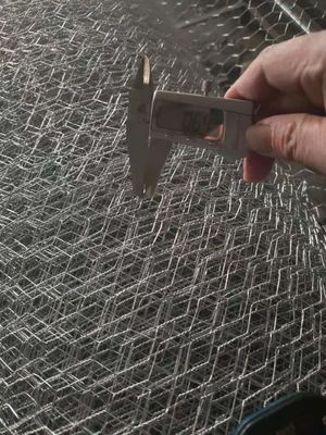 0.9mm 1.0mm Woven Screen Mesh Powder Coated Woven Cloth Of Stainless Steel (Πολτούχιο συνδεδεμένο με πλέγμα)